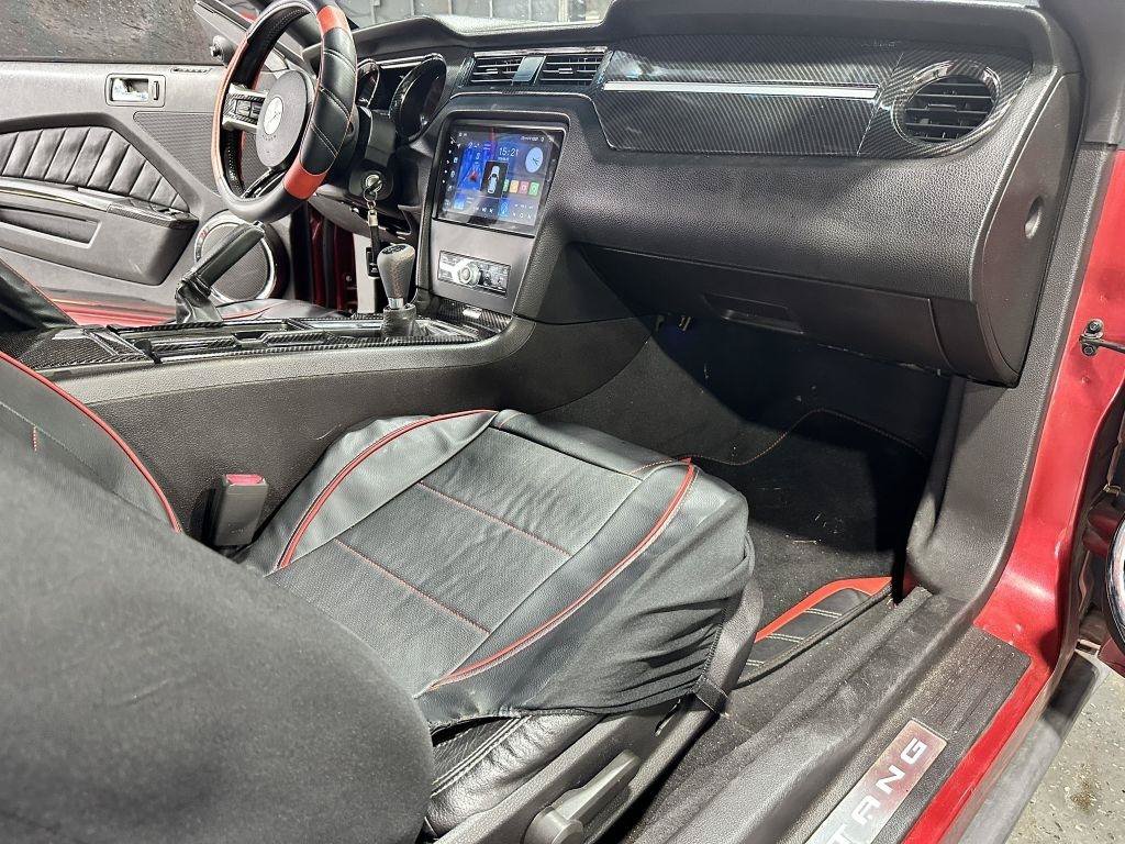 Used 2010 Ford Mustang Premium RWD image 27