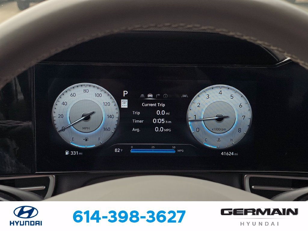 Used 2025 Hyundai Elantra SEL FWD image 24