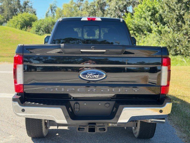 Used 2019 Ford F350 Lariat w/ Lariat Ultimate Package image 3