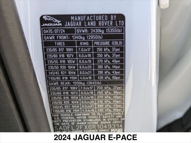 New 2024 Jaguar E-PACE R-Dynamic SE image 15
