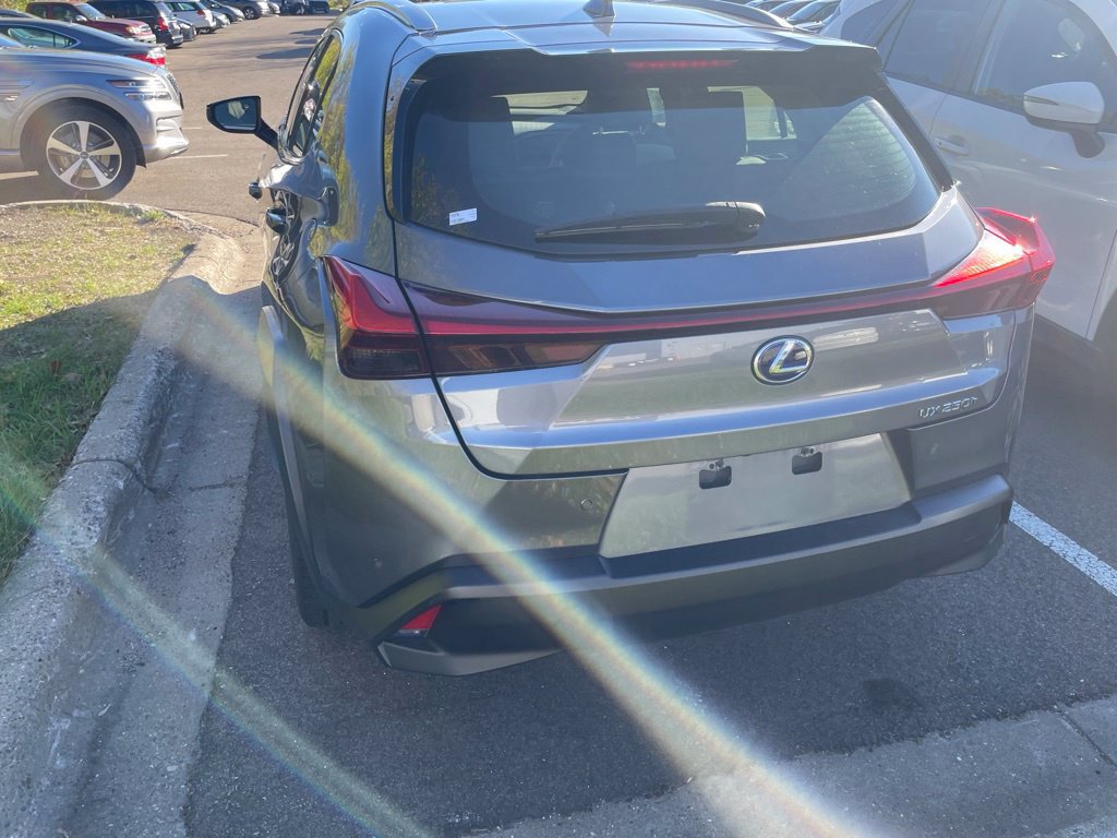 Used 2019 Lexus UX 250h w/ Accessory Package AWD/4WD image 24