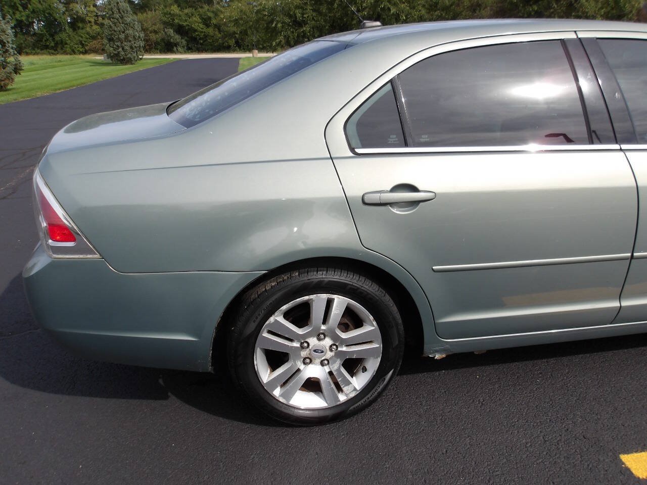 Used 2008 Ford Fusion SEL FWD image 36