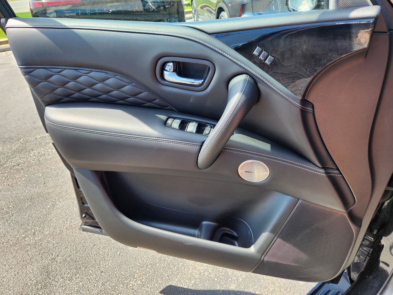 Certified 2024 INFINITI QX80 Sensory w/ Cargo Package image 26