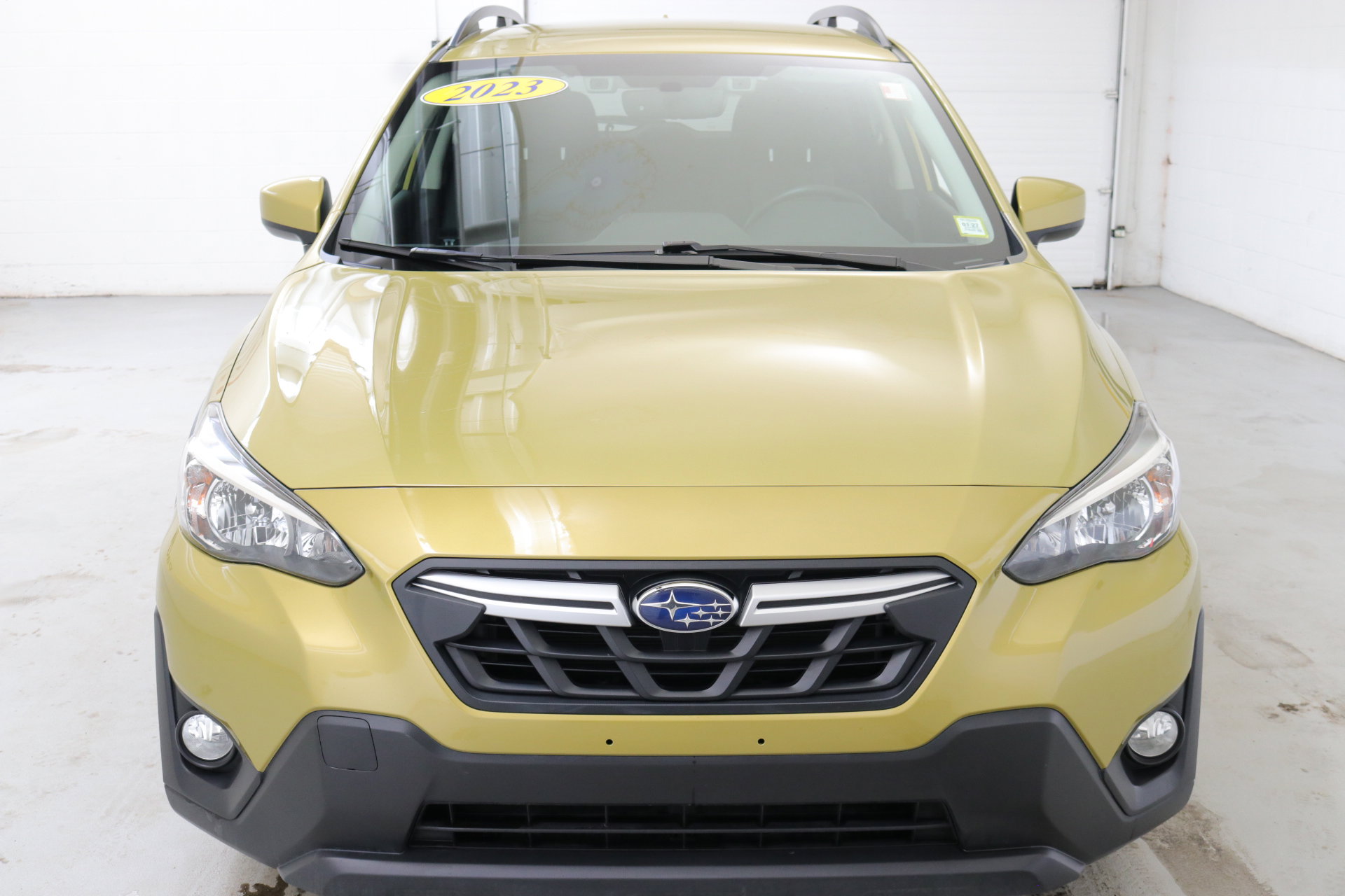 Used 2023 Subaru Crosstrek 2.0i Premium image 2
