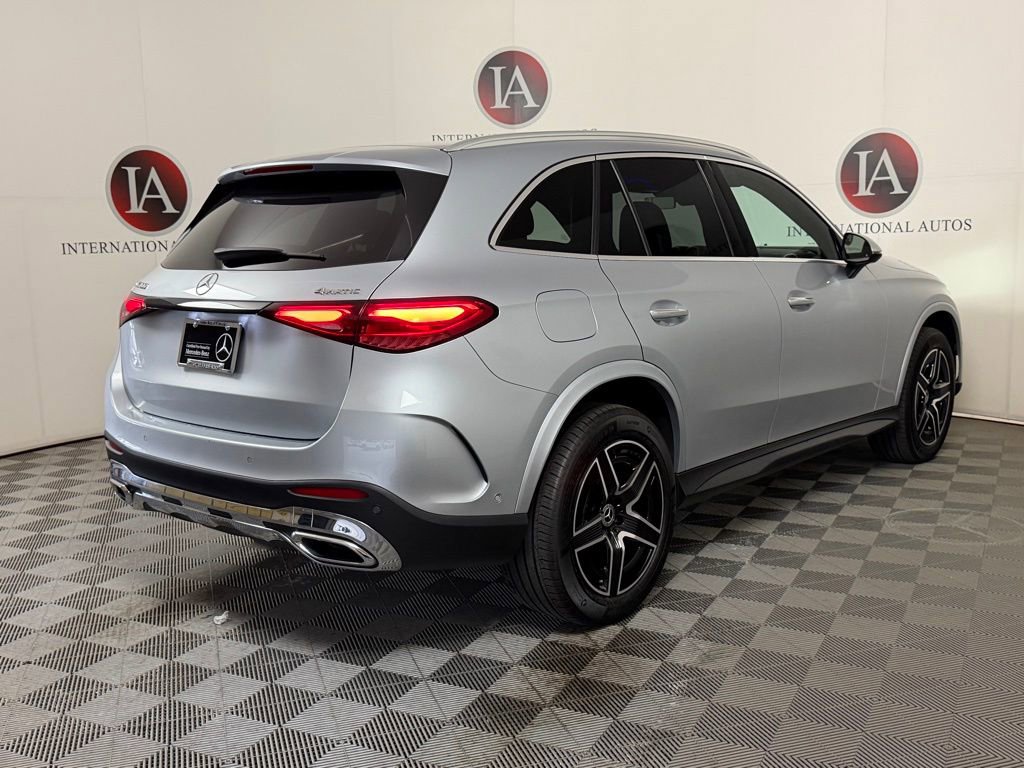 Used 2025 Mercedes-Benz GLC 300 4MATIC image 8