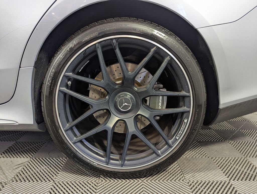 Used 2021 Mercedes-Benz AMG GT 43 image 28
