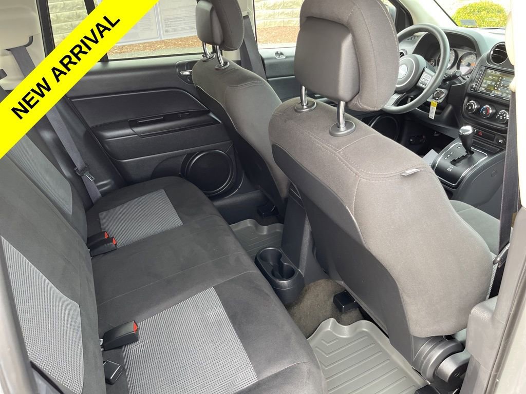 Used 2016 Jeep Compass Sport w/ Power Value Group image 13