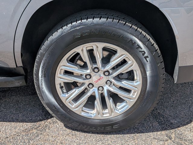 Used 2022 GMC Yukon SLT w/ SLT Premium Package AWD/4WD image 9