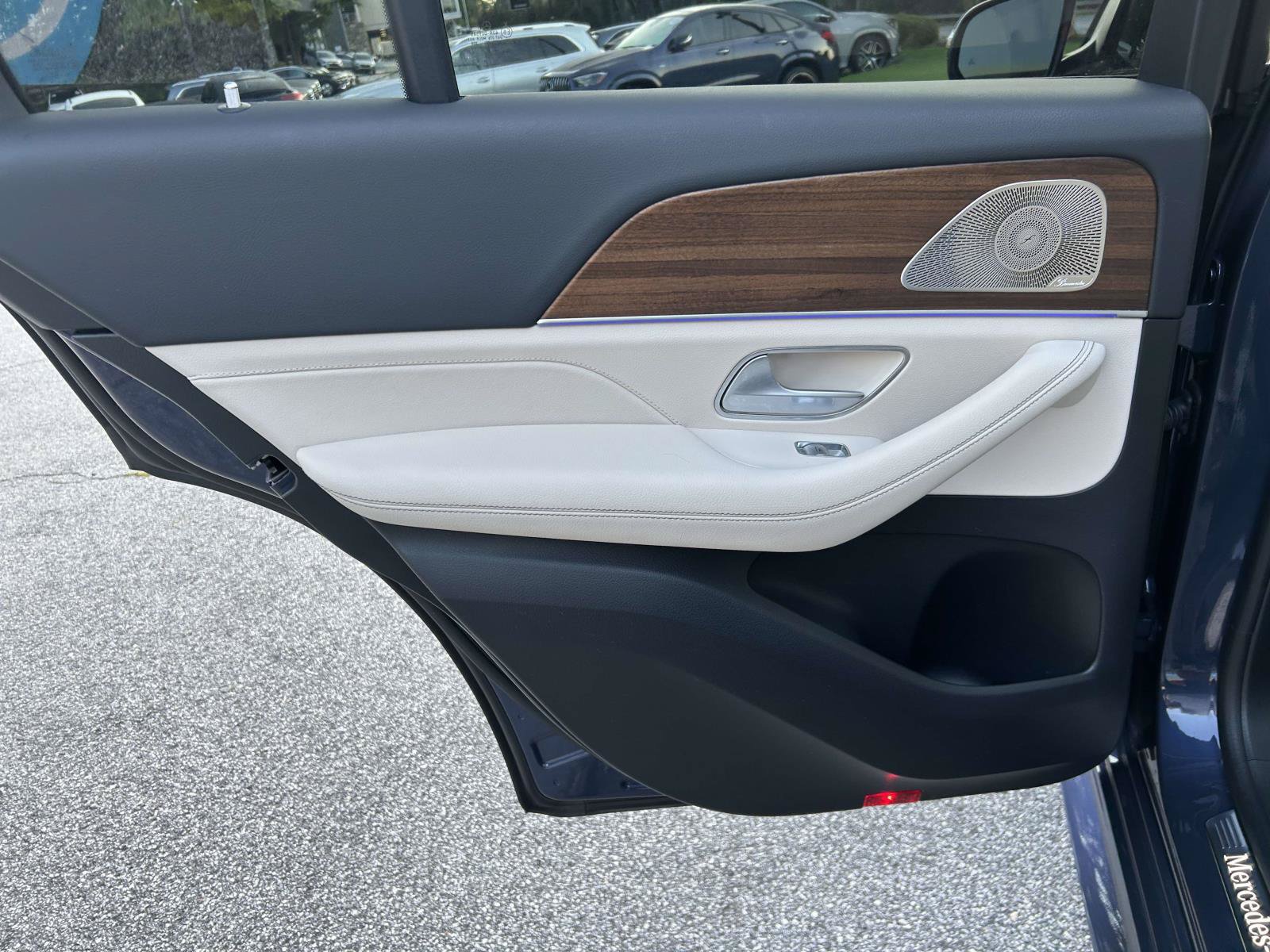 Certified 2025 Mercedes-Benz GLE 350 4MATIC image 38