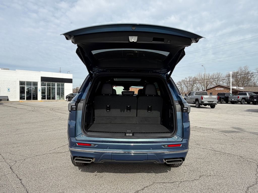 New 2026 Buick Enclave Avenir w/ Super Cruise Package image 6
