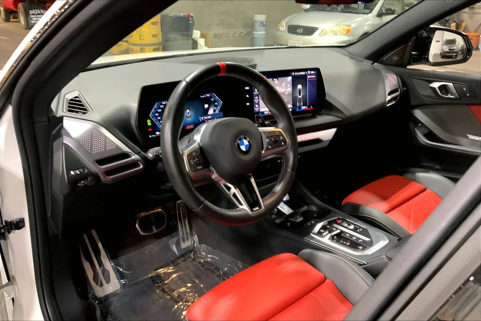 Used 2025 BMW M235i xDrive w/ Premium Package AWD/4WD image 18