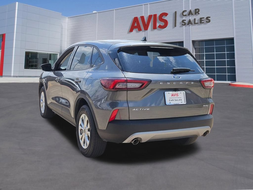 Used 2025 Ford Escape Active AWD/4WD image 3