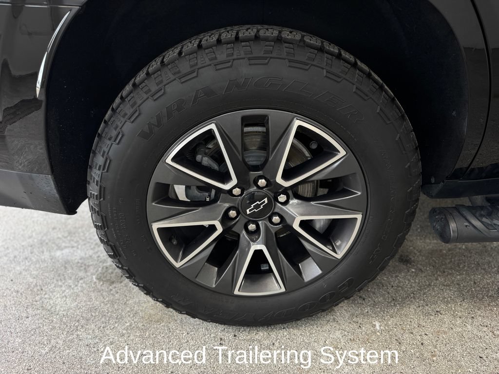 Used 2021 Chevrolet Tahoe Z71 w/ Z71 Off-Road Package AWD/4WD image 26
