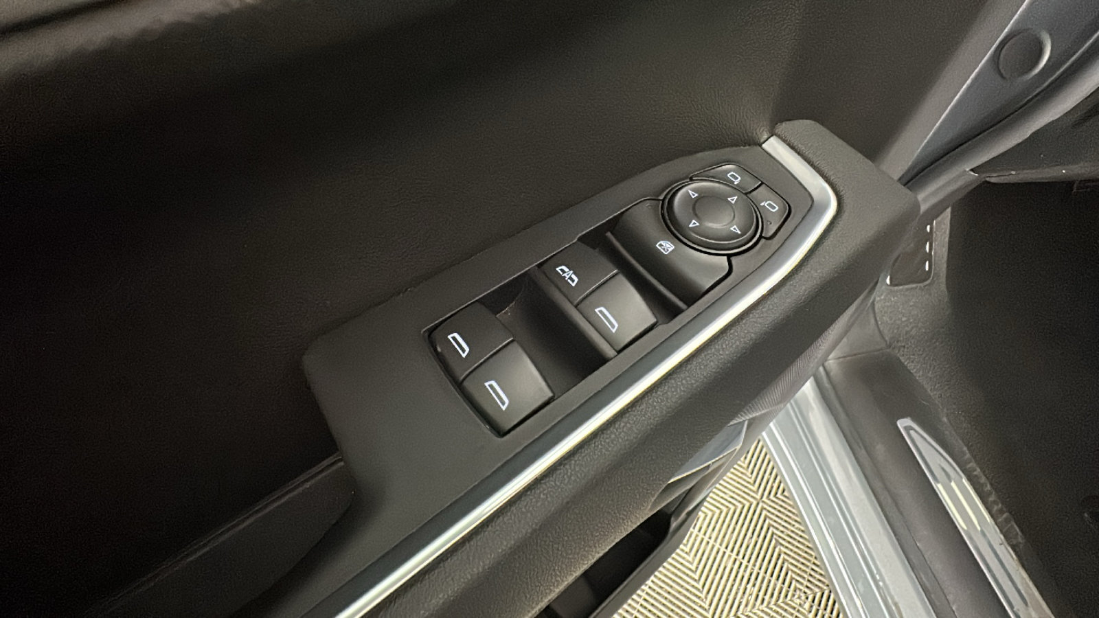 New 2026 GMC Sierra 1500 SLE AWD/4WD image 12