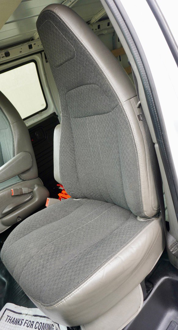 Used 2019 Chevrolet Express 2500 w/ Driver Convenience Package image 5