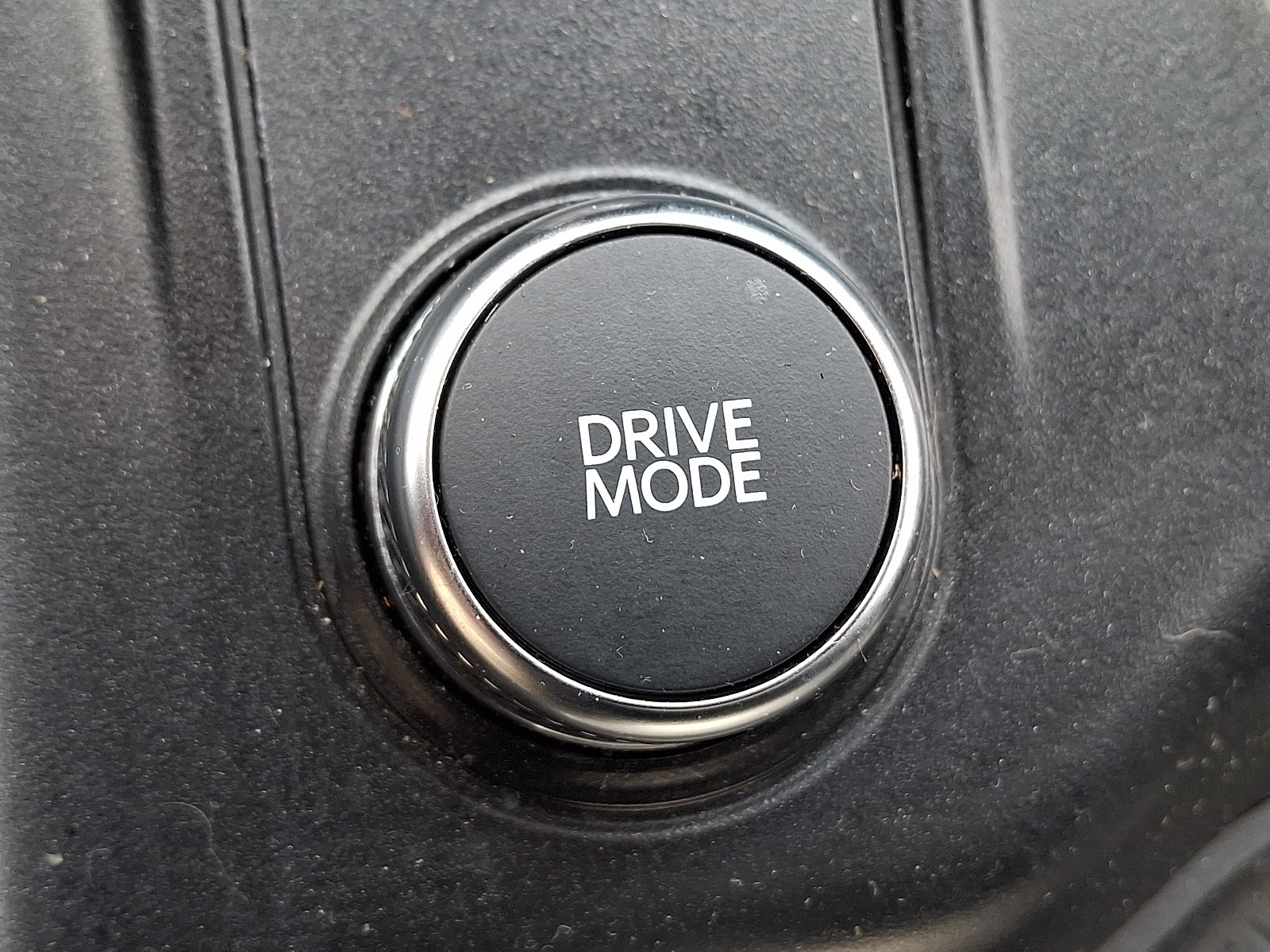 Used 2025 Ford Explorer ST AWD/4WD image 28