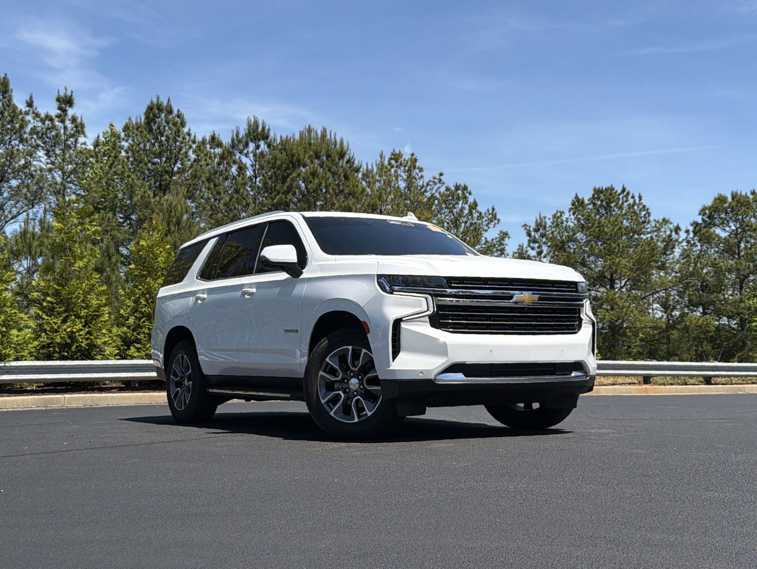 Used 2022 Chevrolet Tahoe LT w/ LT Signature Plus Package RWD image 2