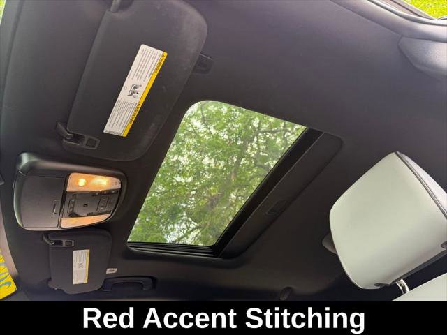 Certified 2023 Dodge Durango R/T RWD image 22