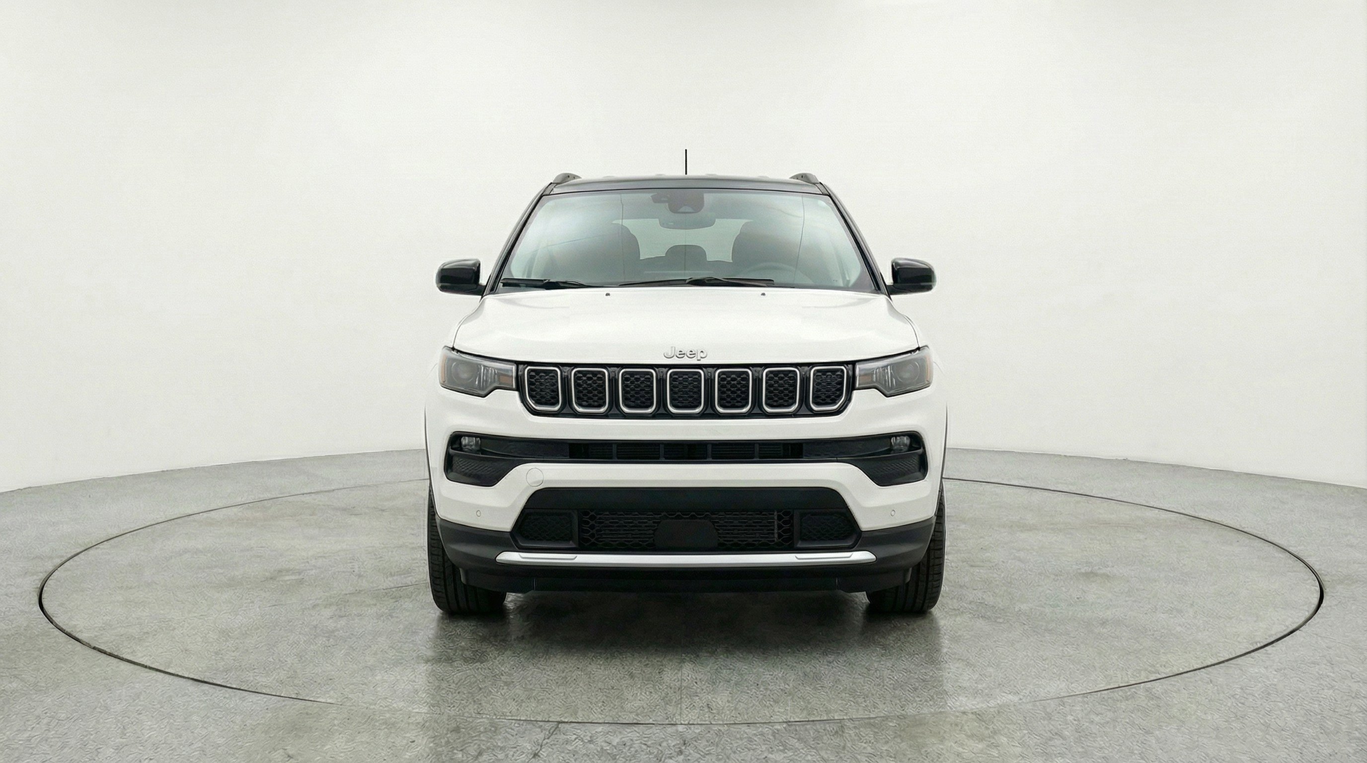 Used 2025 Jeep Compass Limited image 2