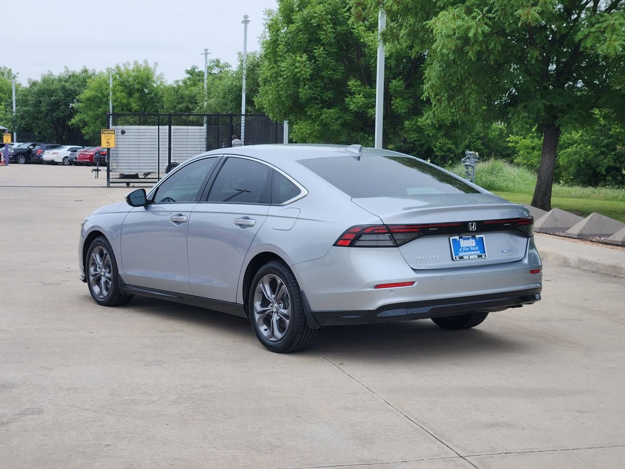 Used 2023 Honda Accord EX-L image 7