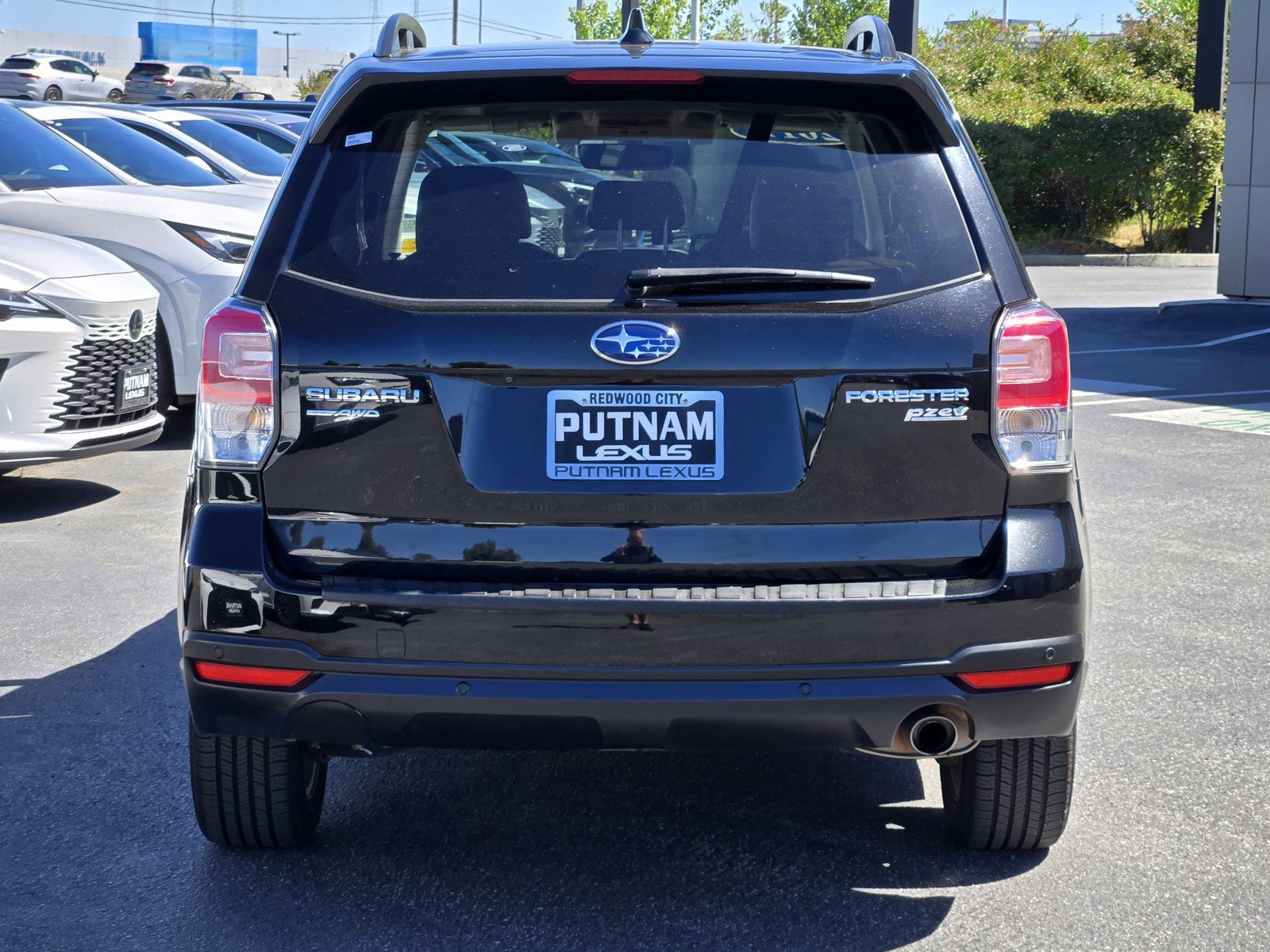 Used 2017 Subaru Forester 2.5i Touring image 5