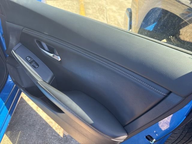 Used 2023 Nissan Sentra SV FWD image 14