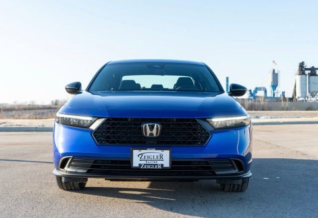 Used 2024 Honda Accord Sport image 2