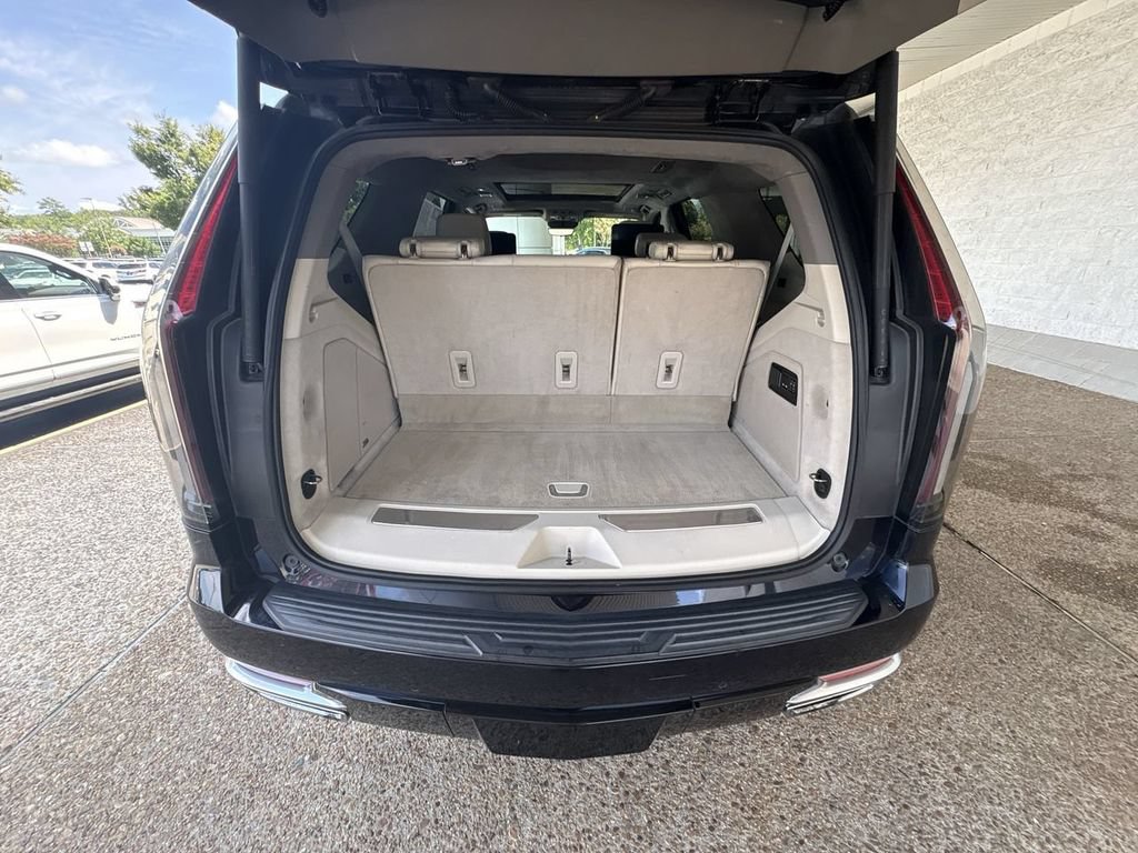 Certified 2021 Cadillac Escalade Premium Luxury Platinum AWD/4WD image 27