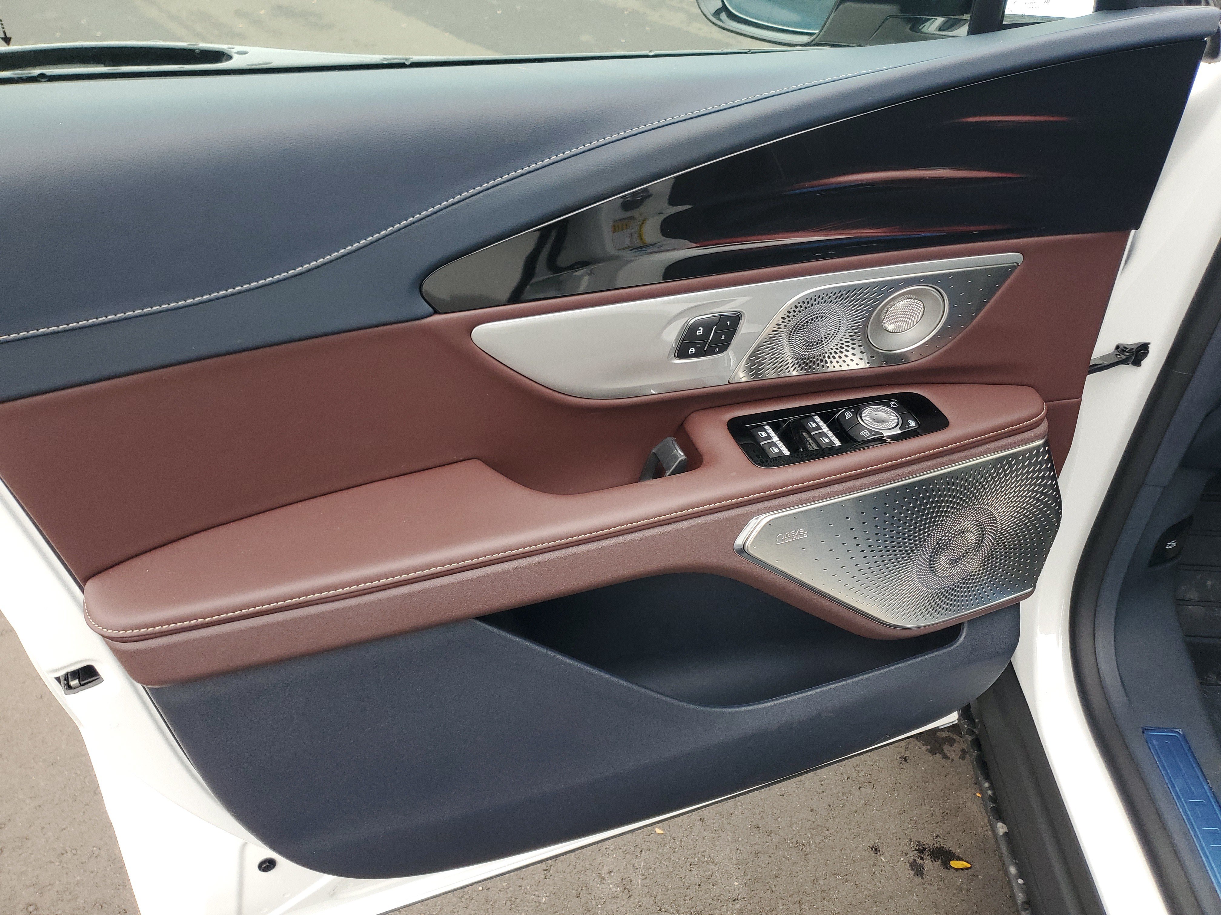 New 2026 Lincoln Nautilus Black Label AWD/4WD image 8