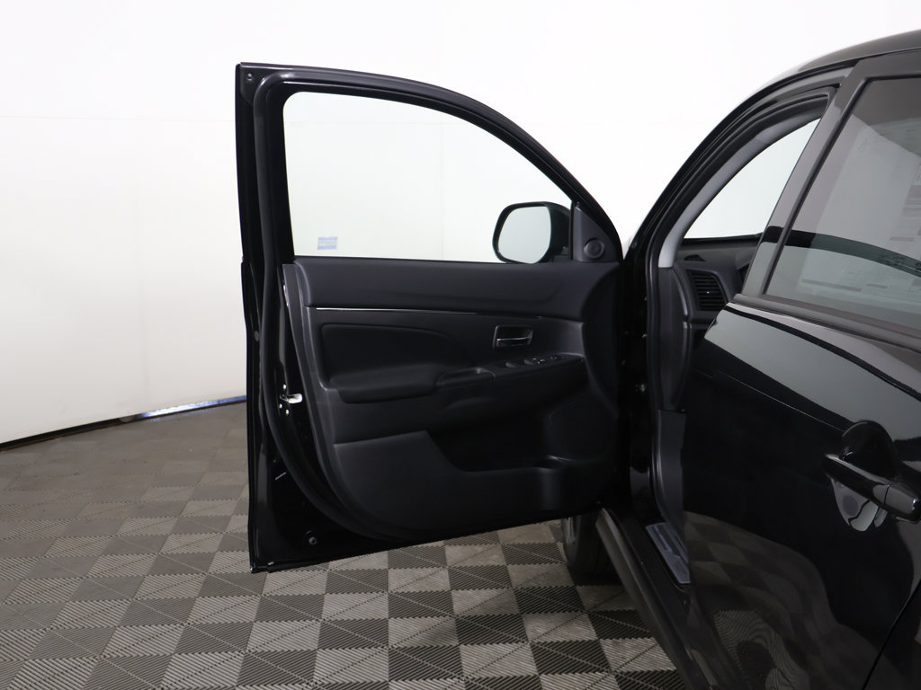 New 2027 Mitsubishi Outlander Sport ES AWD/4WD image 15