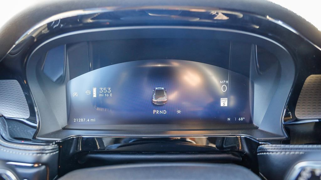 Used 2024 Lincoln Corsair Reserve w/ Equipment Group 201A image 23