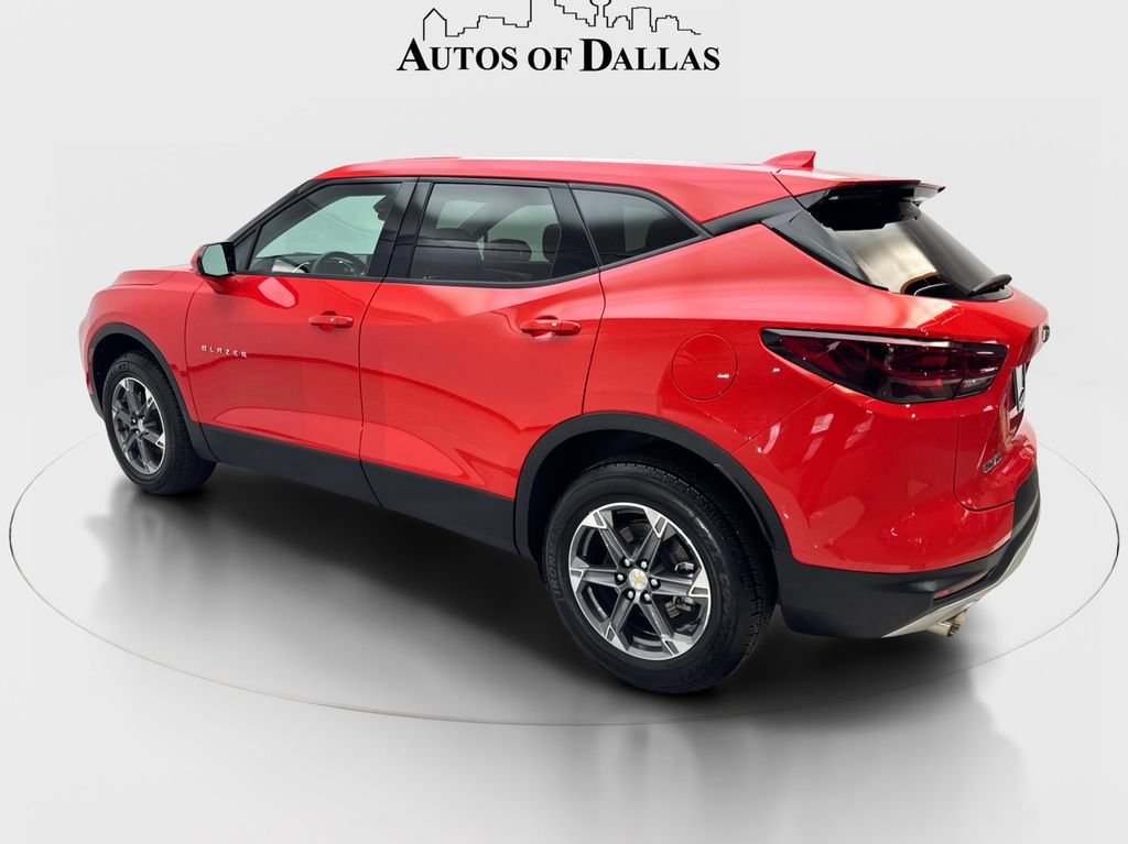 Used 2025 Chevrolet Blazer LT FWD image 9
