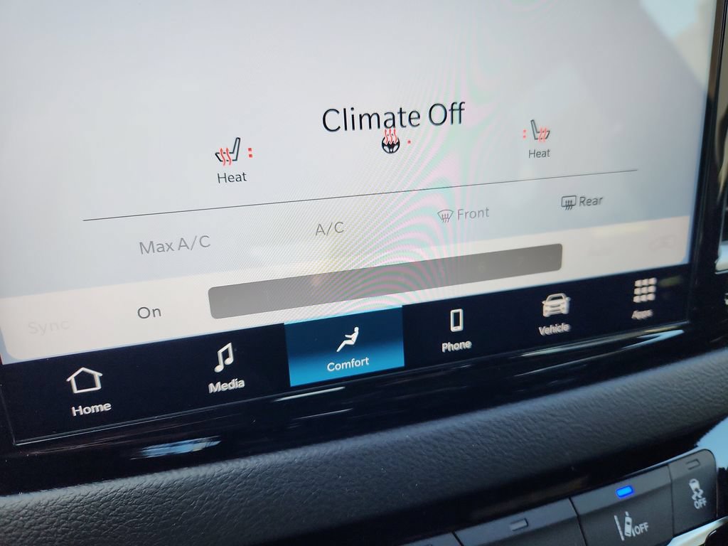 New 2026 Chrysler Voyager LX FWD image 15