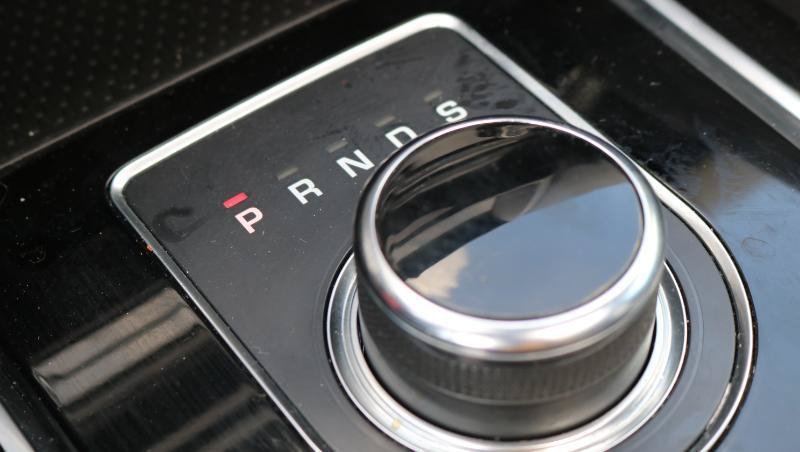 Used 2020 Jaguar F-PACE Premium AWD/4WD image 15