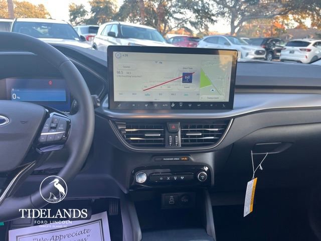 New 2025 Ford Escape SE w/ Class II Trailer Tow Package image 21