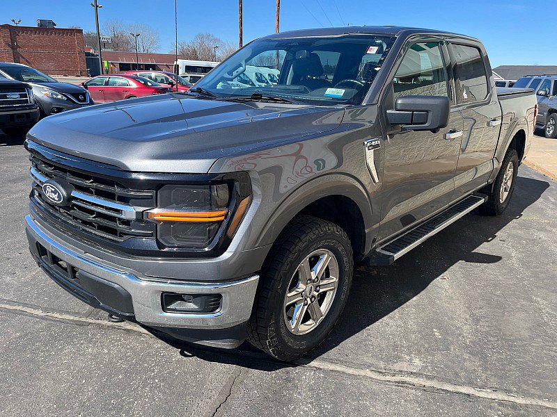 Used 2024 Ford F150 XLT w/ Tow/Haul Package image 4