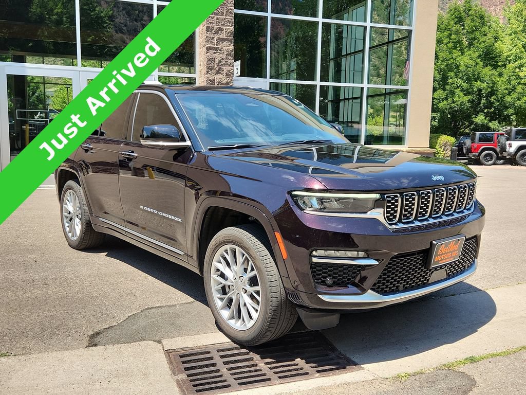 Used 2022 Jeep Grand Cherokee Summit w/ Advanced Protech Group IV AWD/4WD image 1