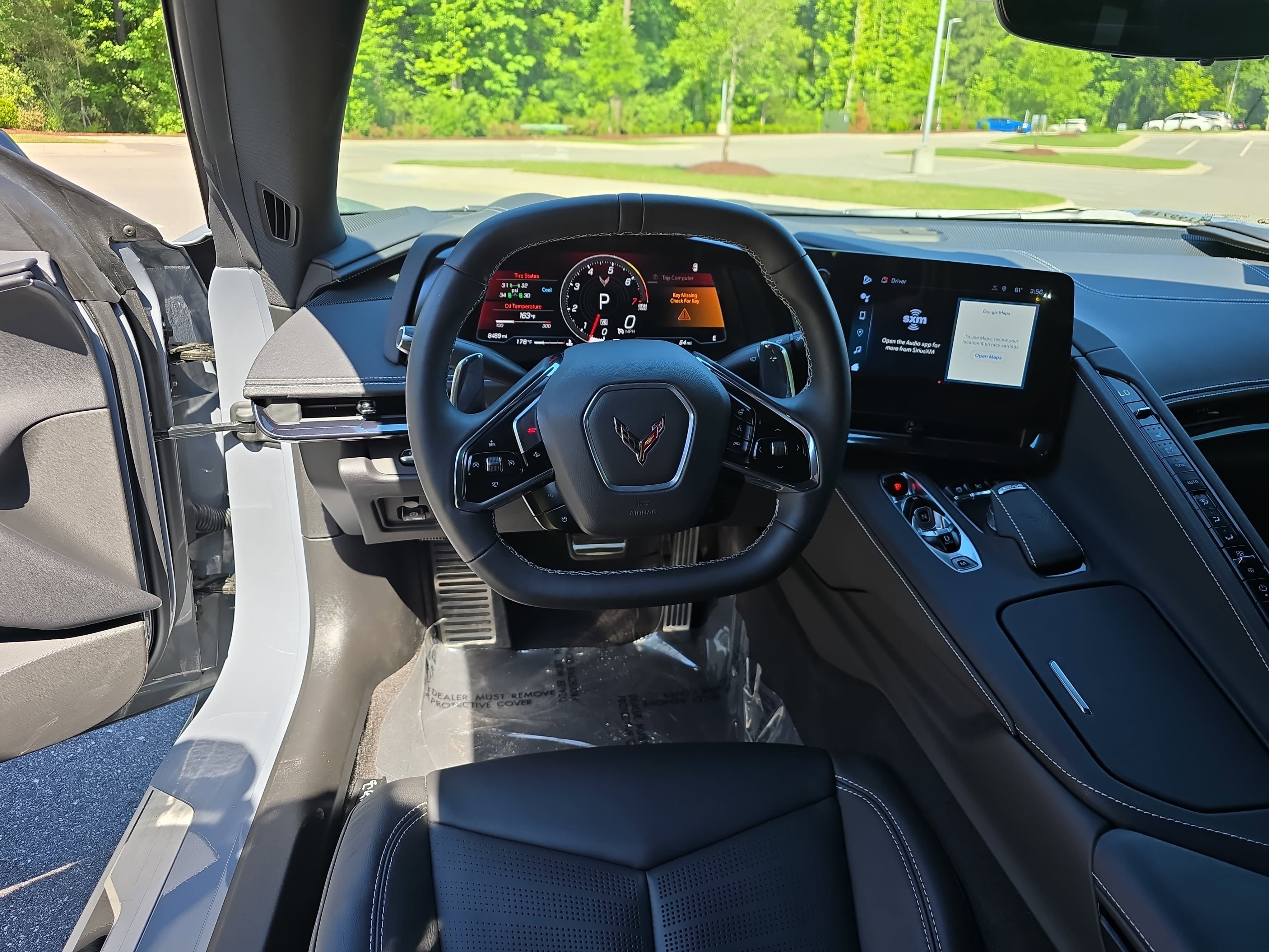 Used 2024 Chevrolet Corvette Stingray Preferred Cpe w/ Z51 Performance Package RWD image 12