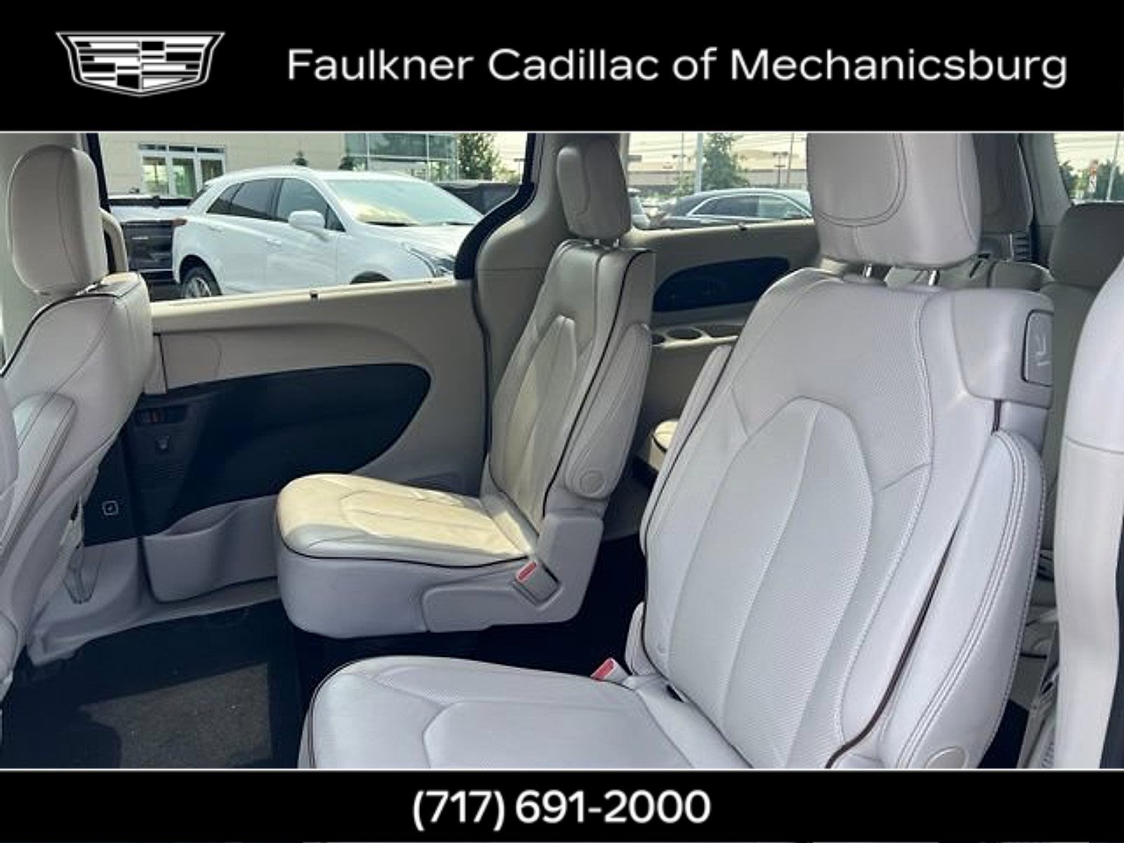 Used 2020 Chrysler Pacifica Limited w/ Advanced Safetytec Group FWD image 21