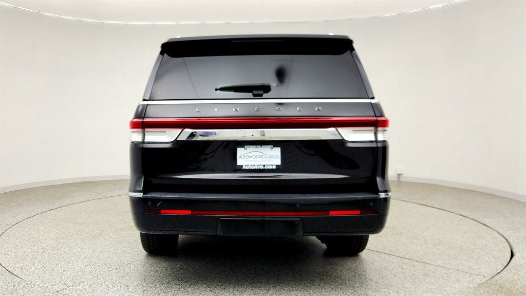 Used 2022 Lincoln Navigator Black Label AWD/4WD image 6