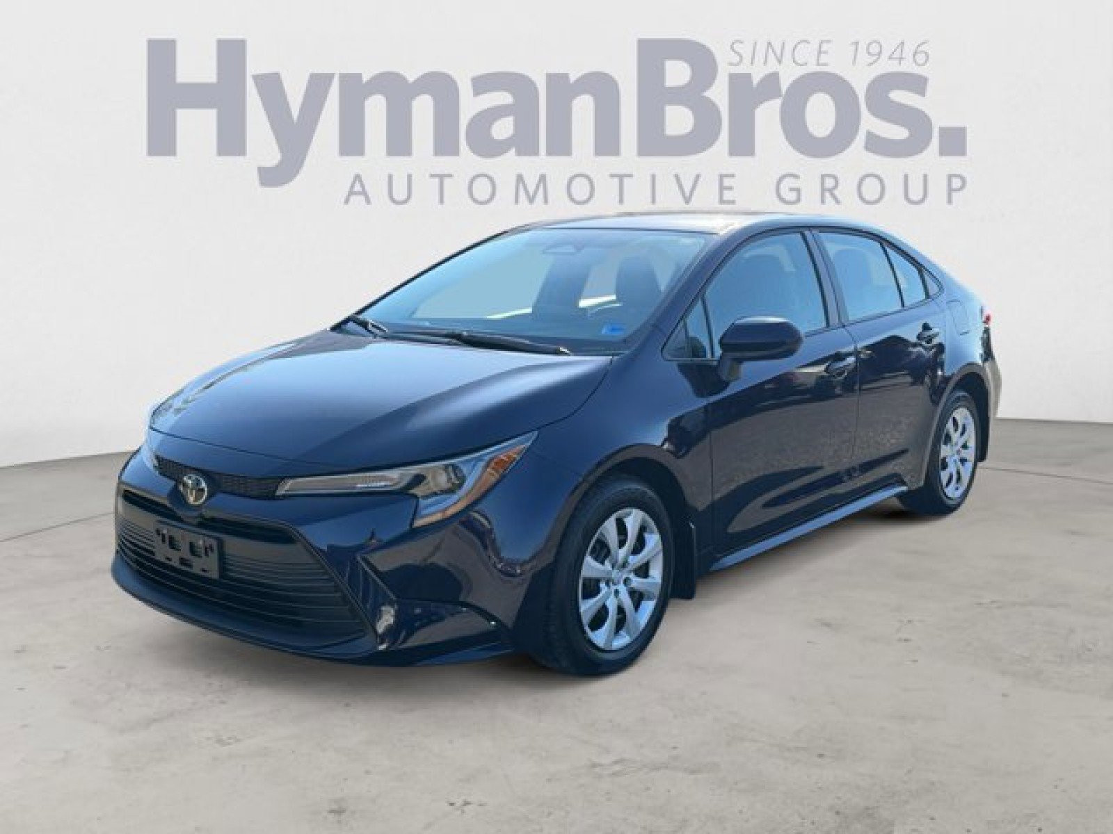 Used 2025 Toyota Corolla LE image 7