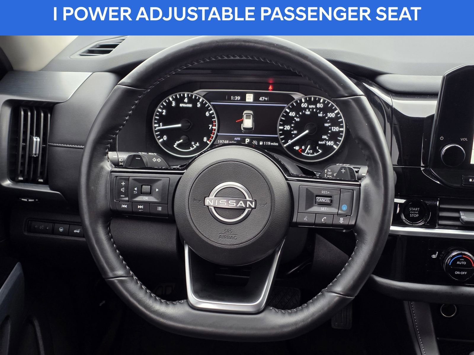 Used 2025 Nissan Pathfinder SL image 29