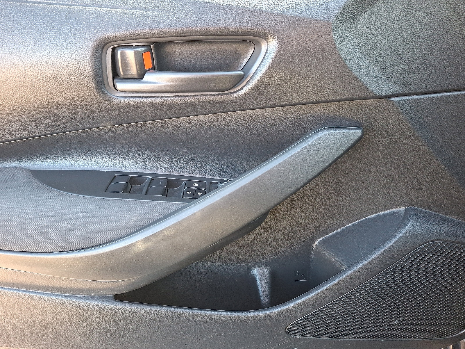 Certified 2024 Toyota Corolla LE w/ LE Convenience Package FWD image 13