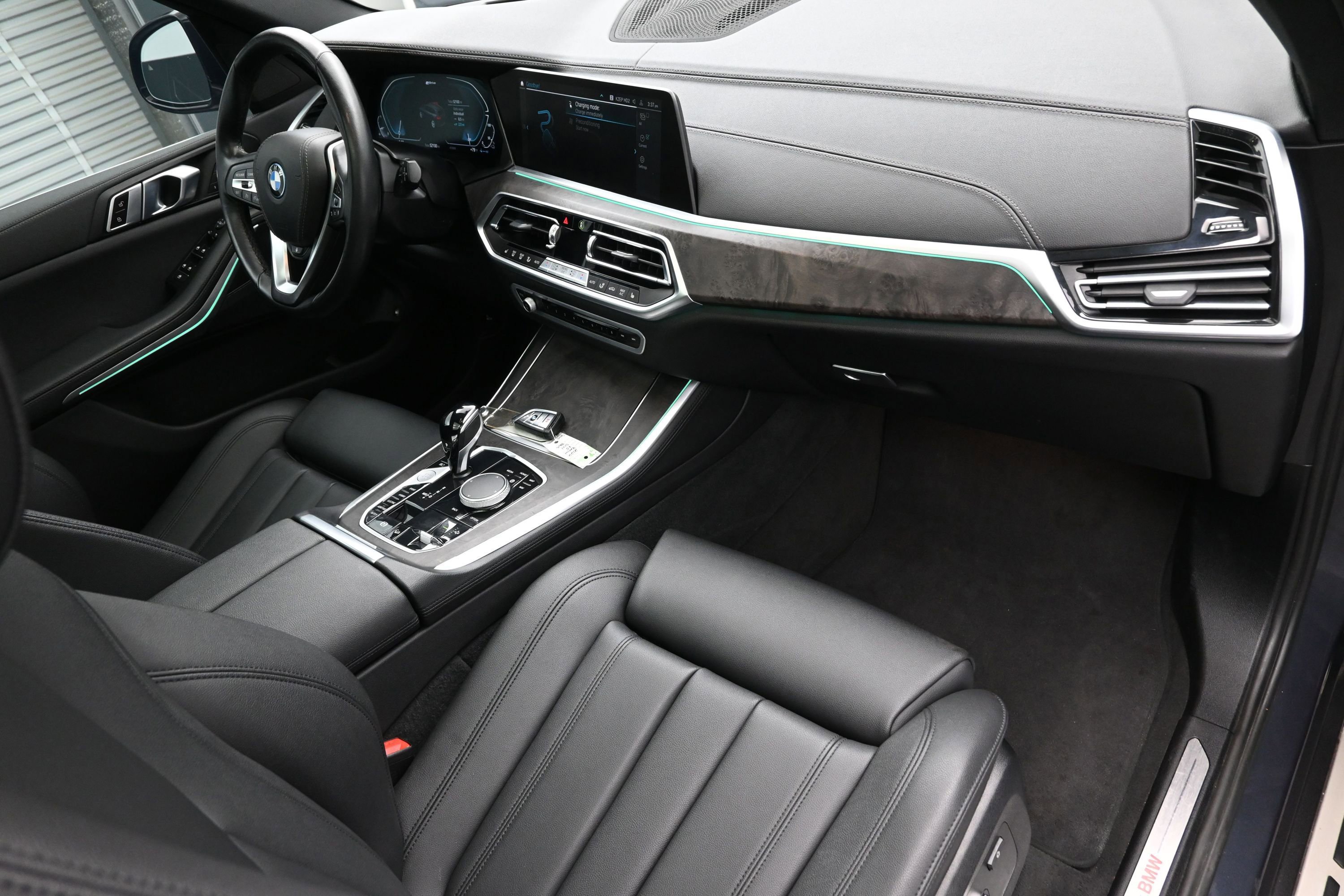 Used 2022 BMW X5 xDrive45e w/ Climate Comfort Package AWD/4WD image 39