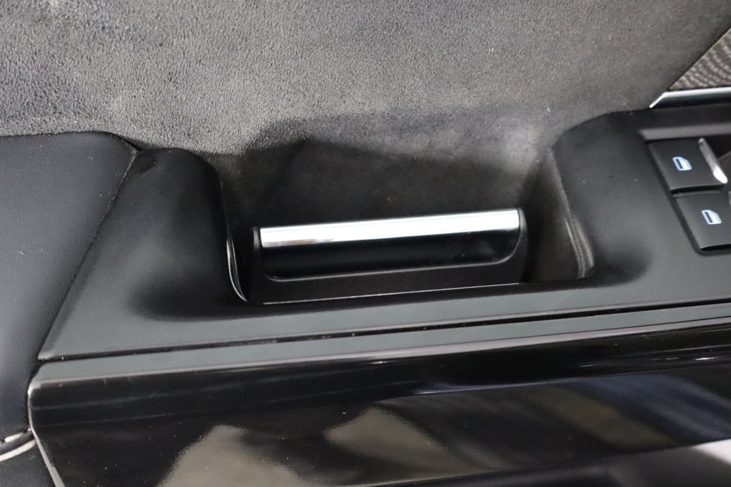 Used 2023 Ford F150 Lightning Platinum AWD/4WD image 20