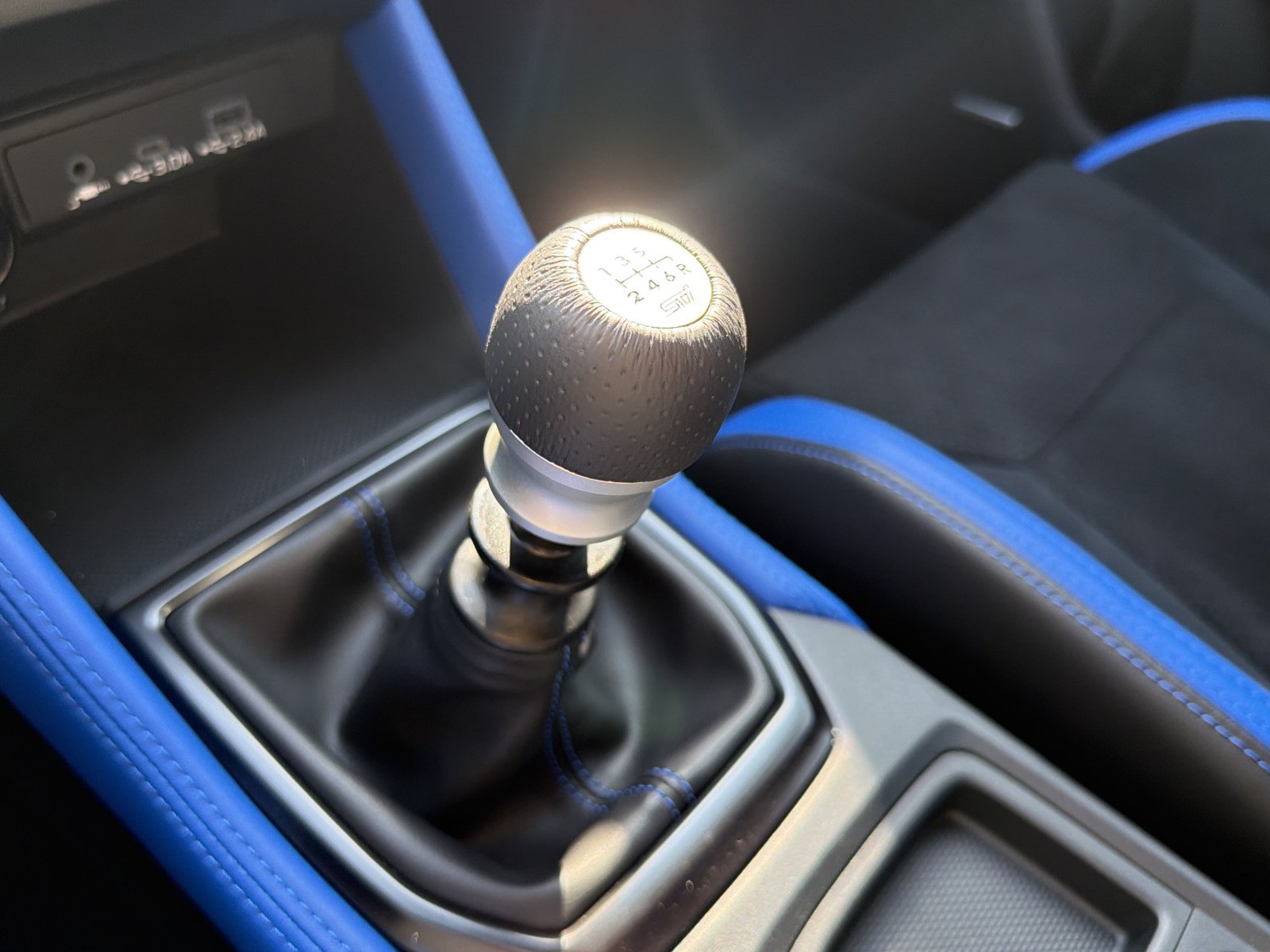 Certified 2025 Subaru WRX tS AWD/4WD image 22