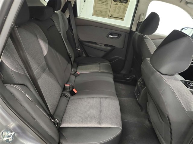 Used 2021 Nissan Rogue SV image 34