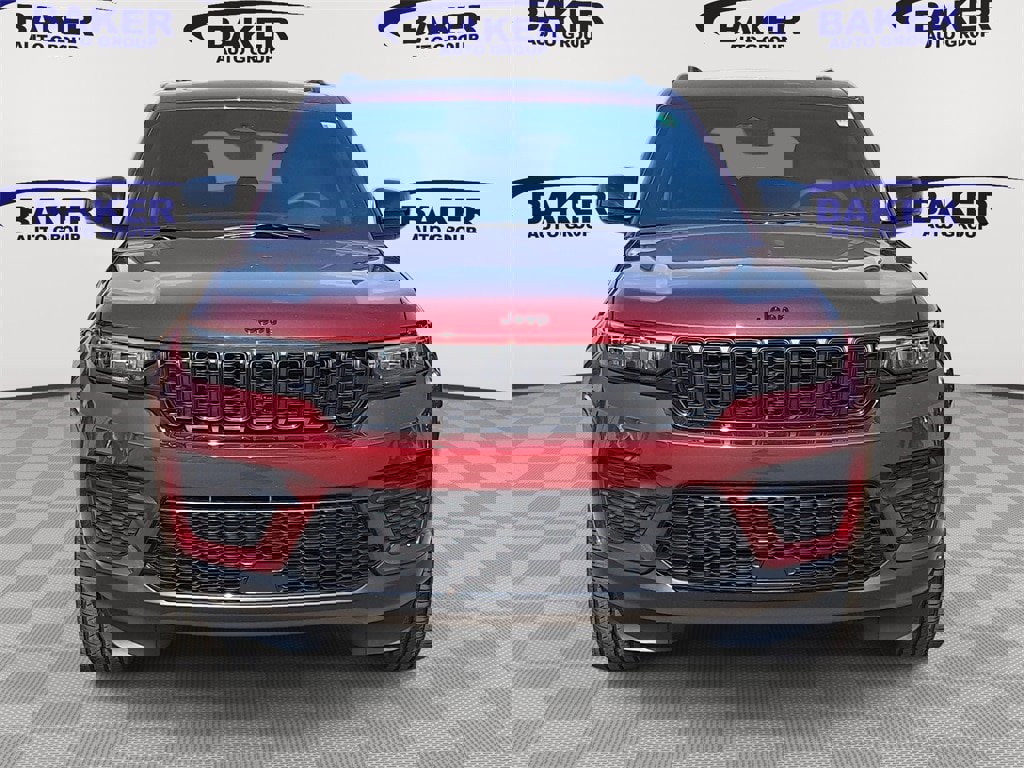 New 2025 Jeep Grand Cherokee Altitude image 8