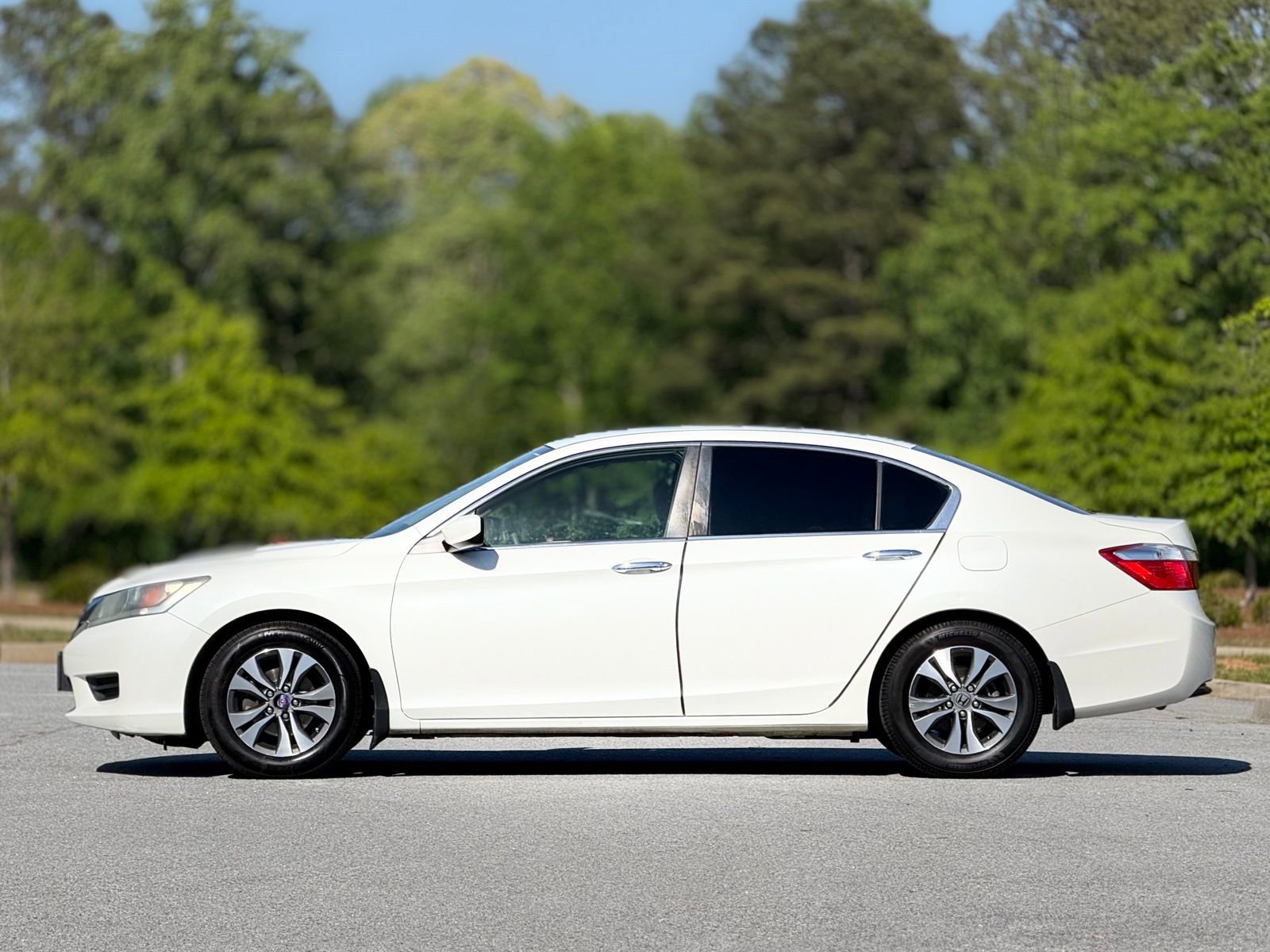 Used 2013 Honda Accord LX image 9