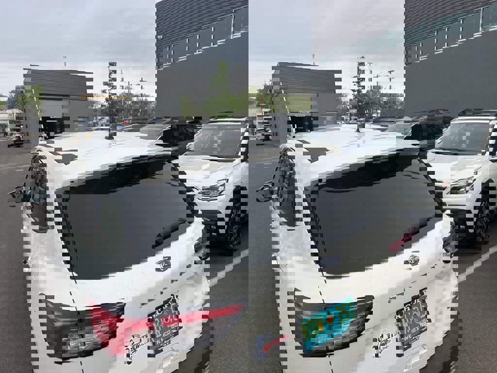 Used 2020 Ford Escape SE image 13